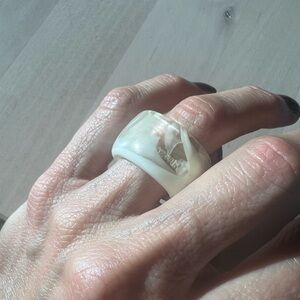 Dinosaur Designs white/cream Band Resin Ring size 7